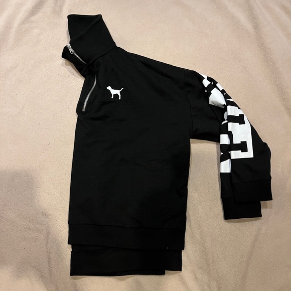 Pink Half zip sweater - Picture 2 of 2